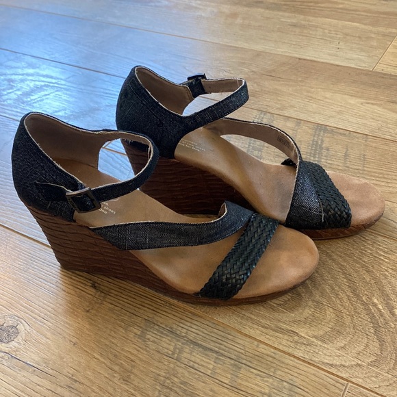 Toms Shoes - Toms Heels Sienna Ankle Strappy Cork Wedge Sandals 301215, Women’s size 10